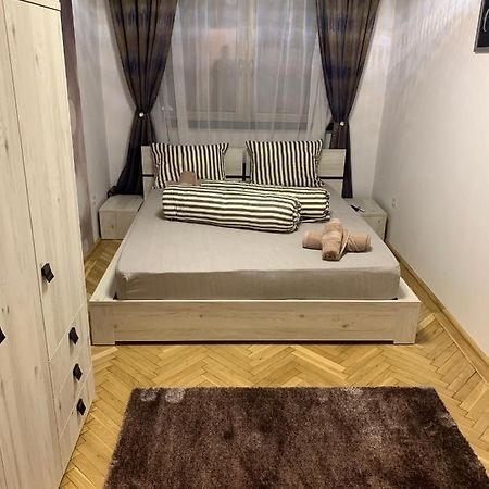 Holiday Apartment Sibiu Exterior photo