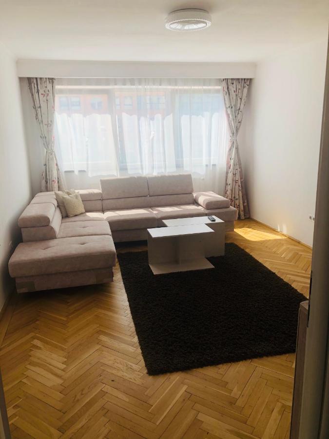 Holiday Apartment Sibiu Exterior photo