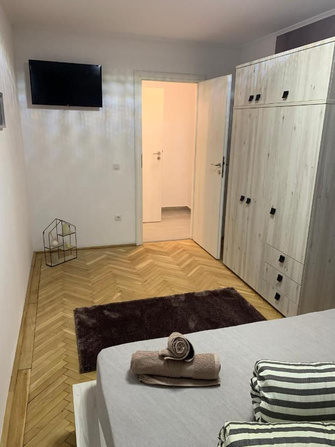 Holiday Apartment Sibiu Exterior photo